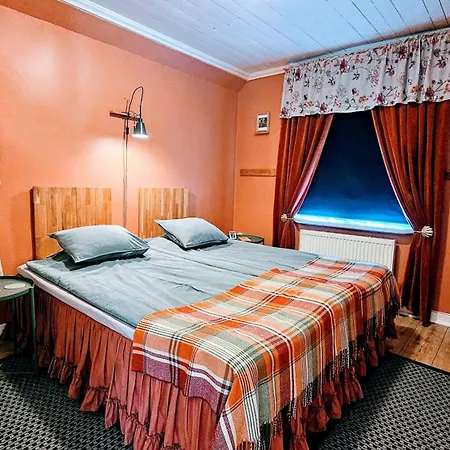 Ullaredsgården B&B Express-3